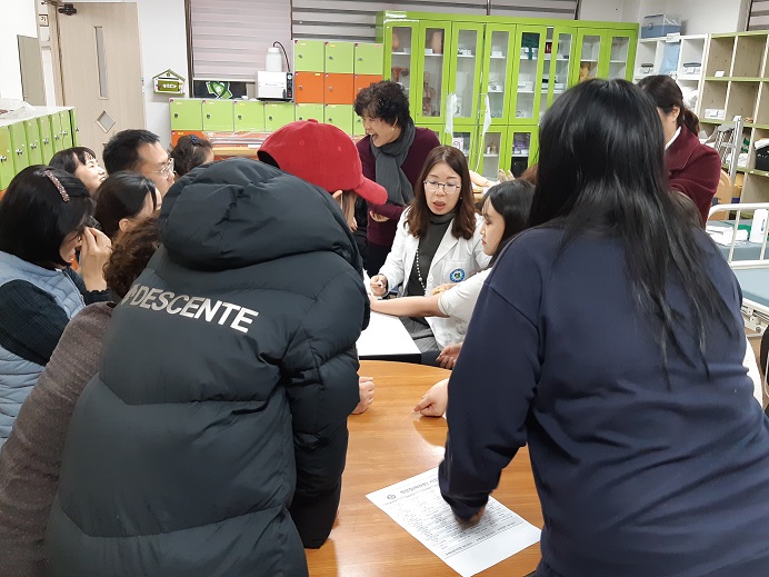 작전해외 온라인 홀덤9.jpg