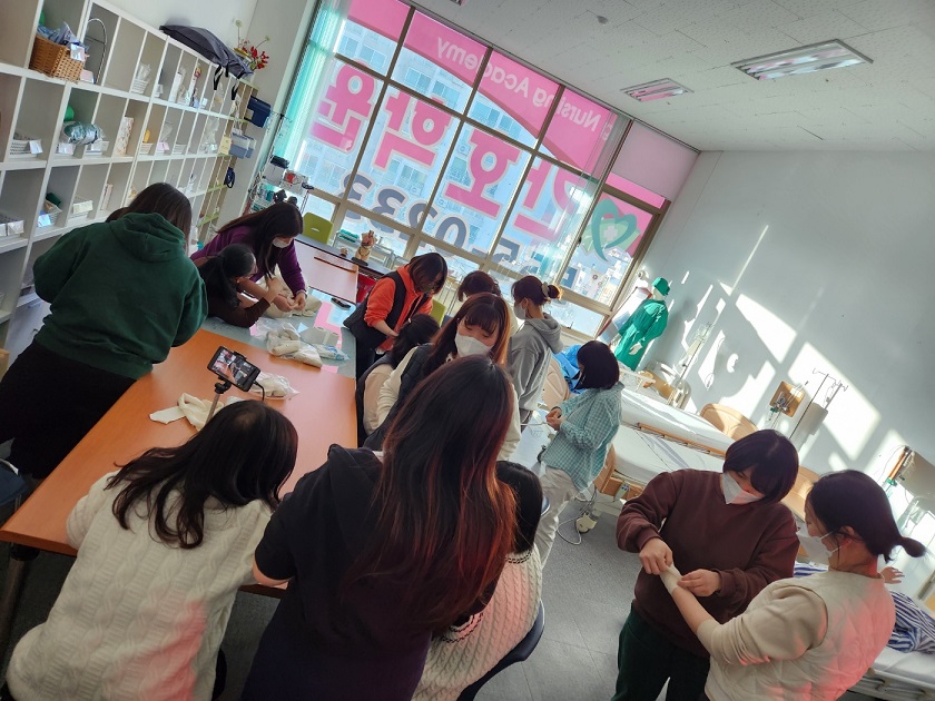 해외 온라인 홀덤.jpg